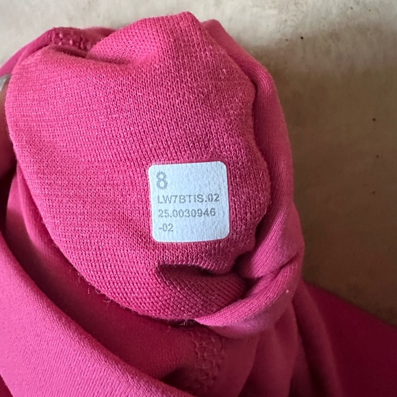 Lululemon Athletica Align 6” High-Waisted Bike Shorts Raspberry Coulis - Picture 4 of 5